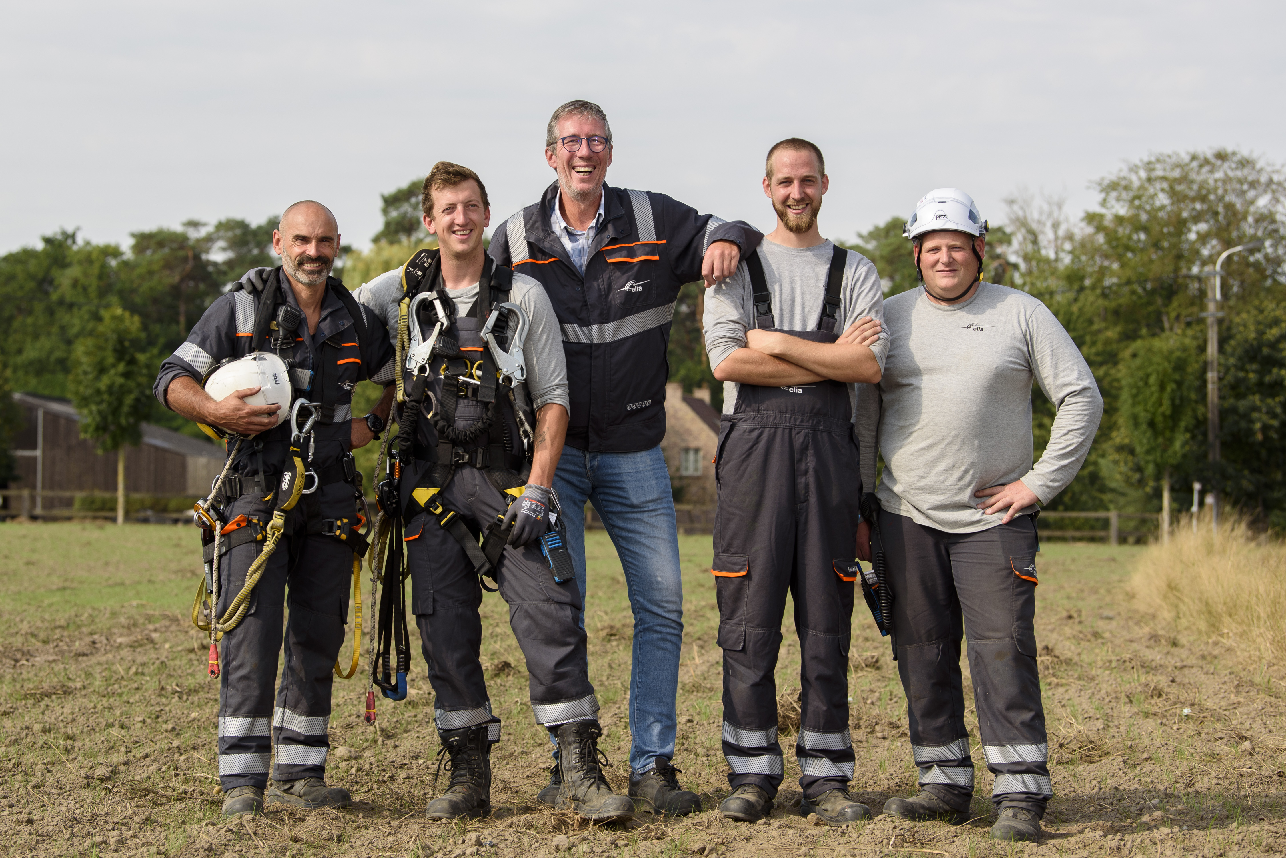 A team snap from the Lines & Cables team in the North West region