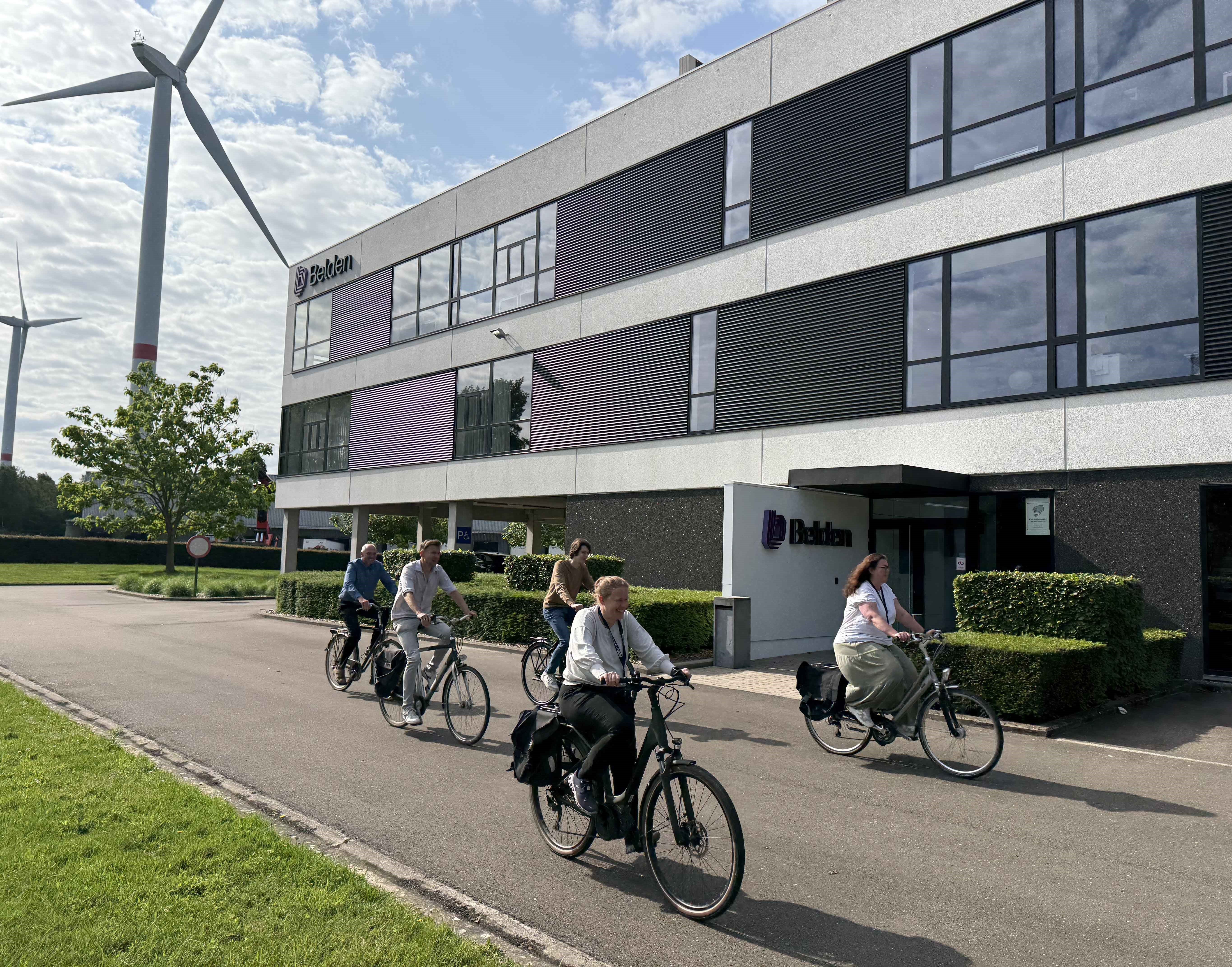 Olen Bike to Work supports healthier commuting & stronger community—which fight poverty-based exclusion.