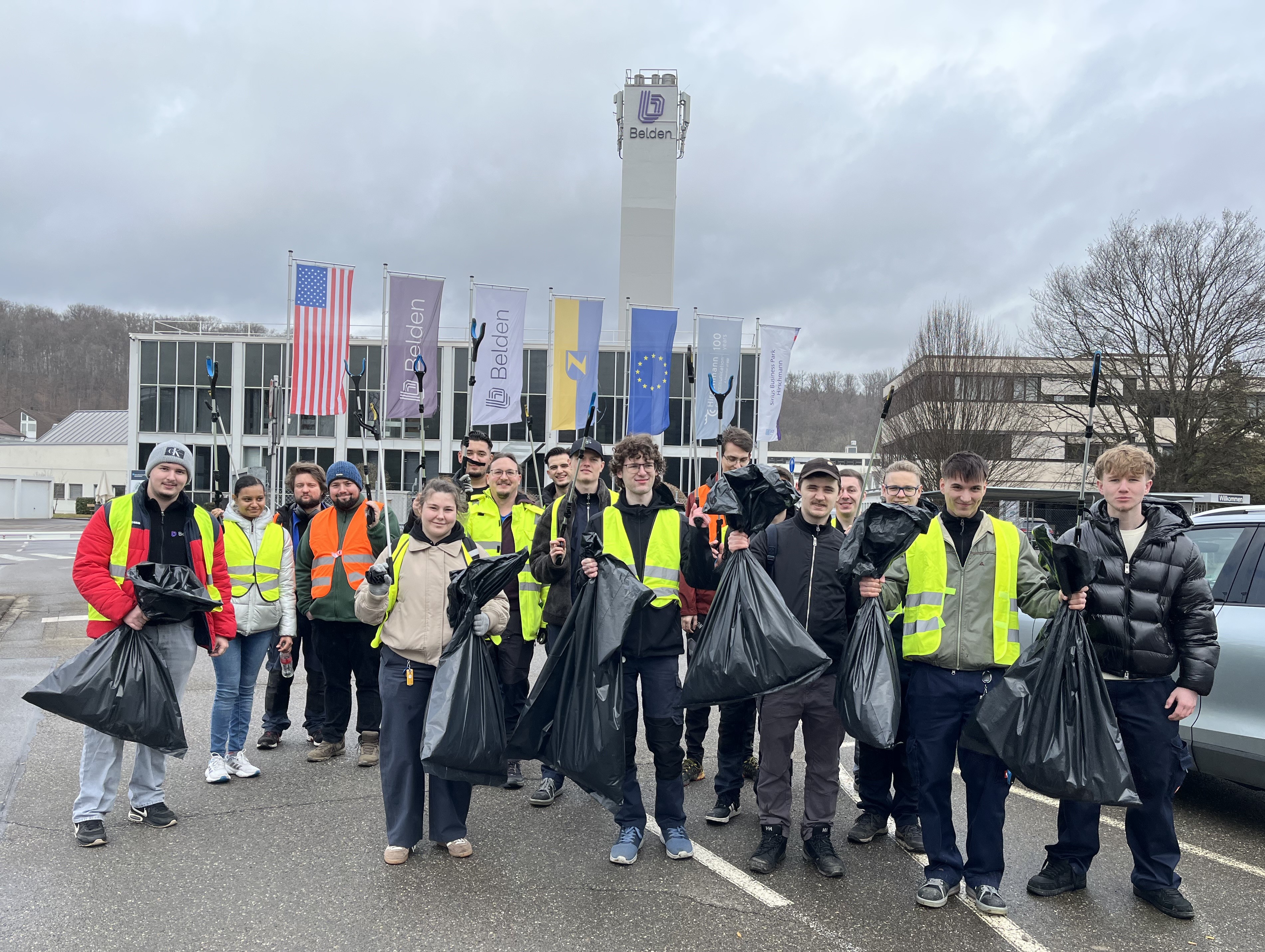 Belden apprentices led a Neckartenzlingen clean-up, boosting teamwork and commitment to a cleaner sustainable community.