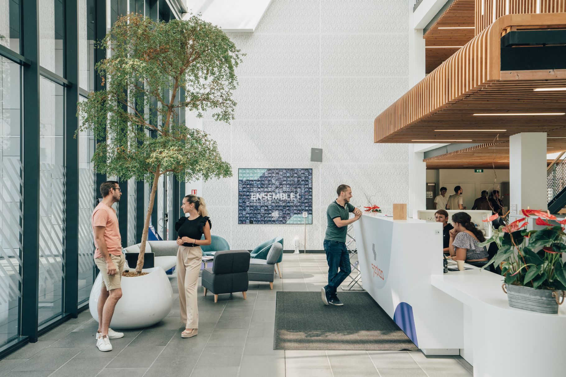 Lattes Head Office Reception