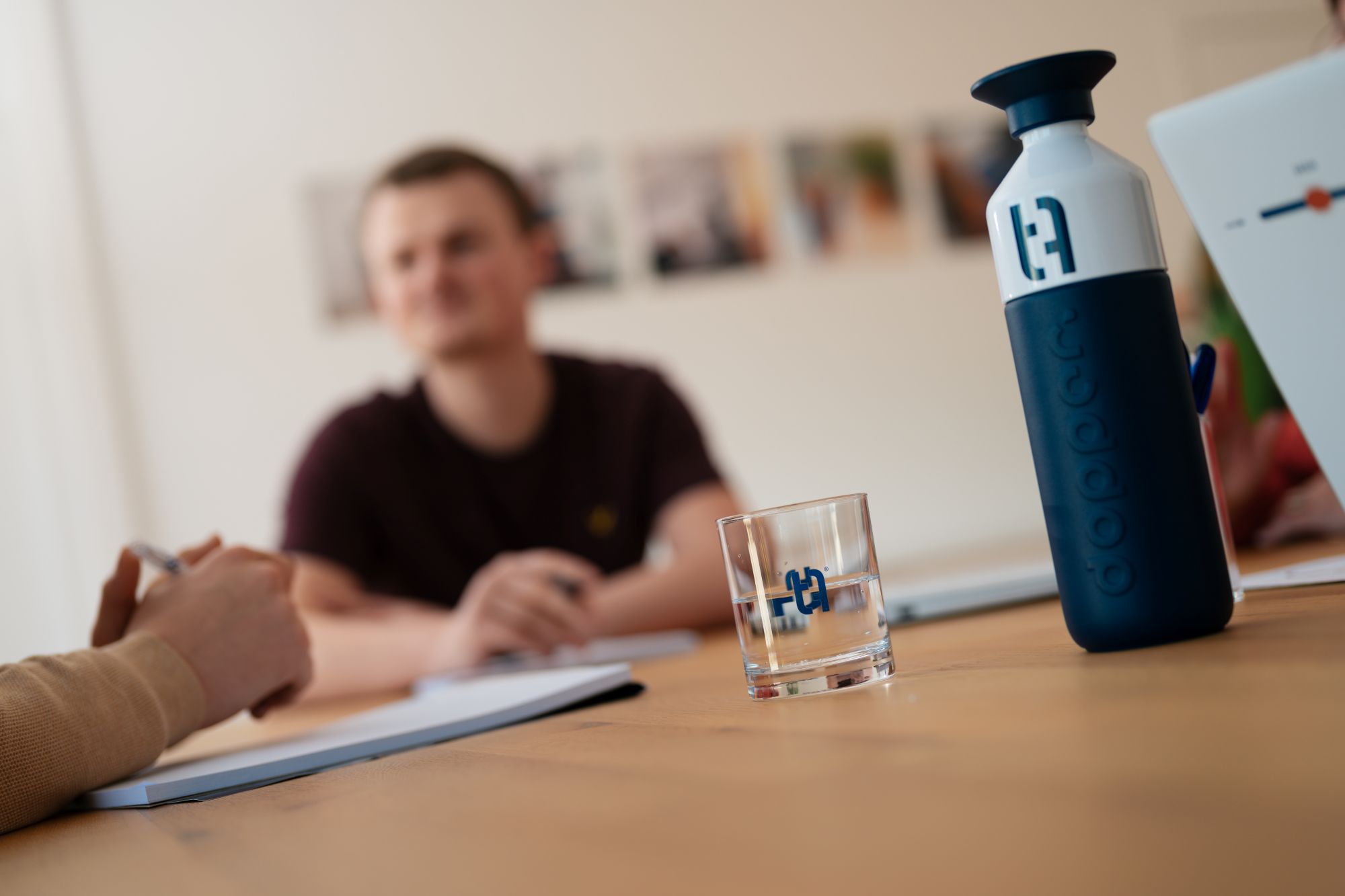 Behind every client case is a team that works together, shares knowledge and makes a difference together.
