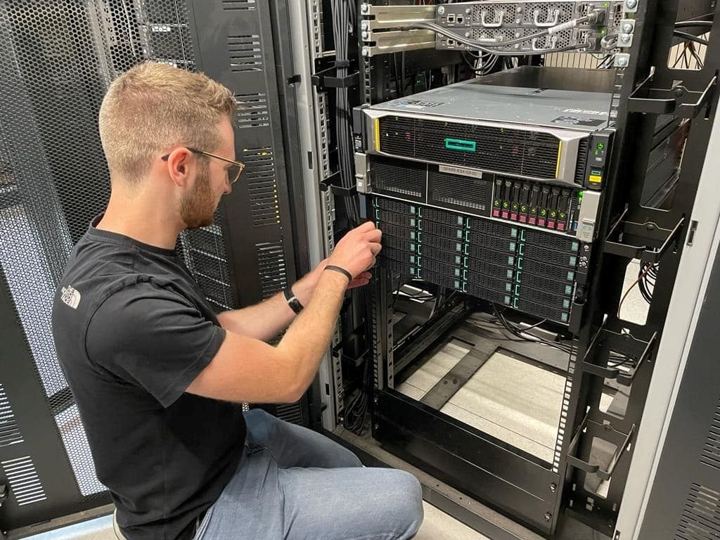 Expertise is in our DNA! VanRoey supports you in staying on top of technology! #SHARP