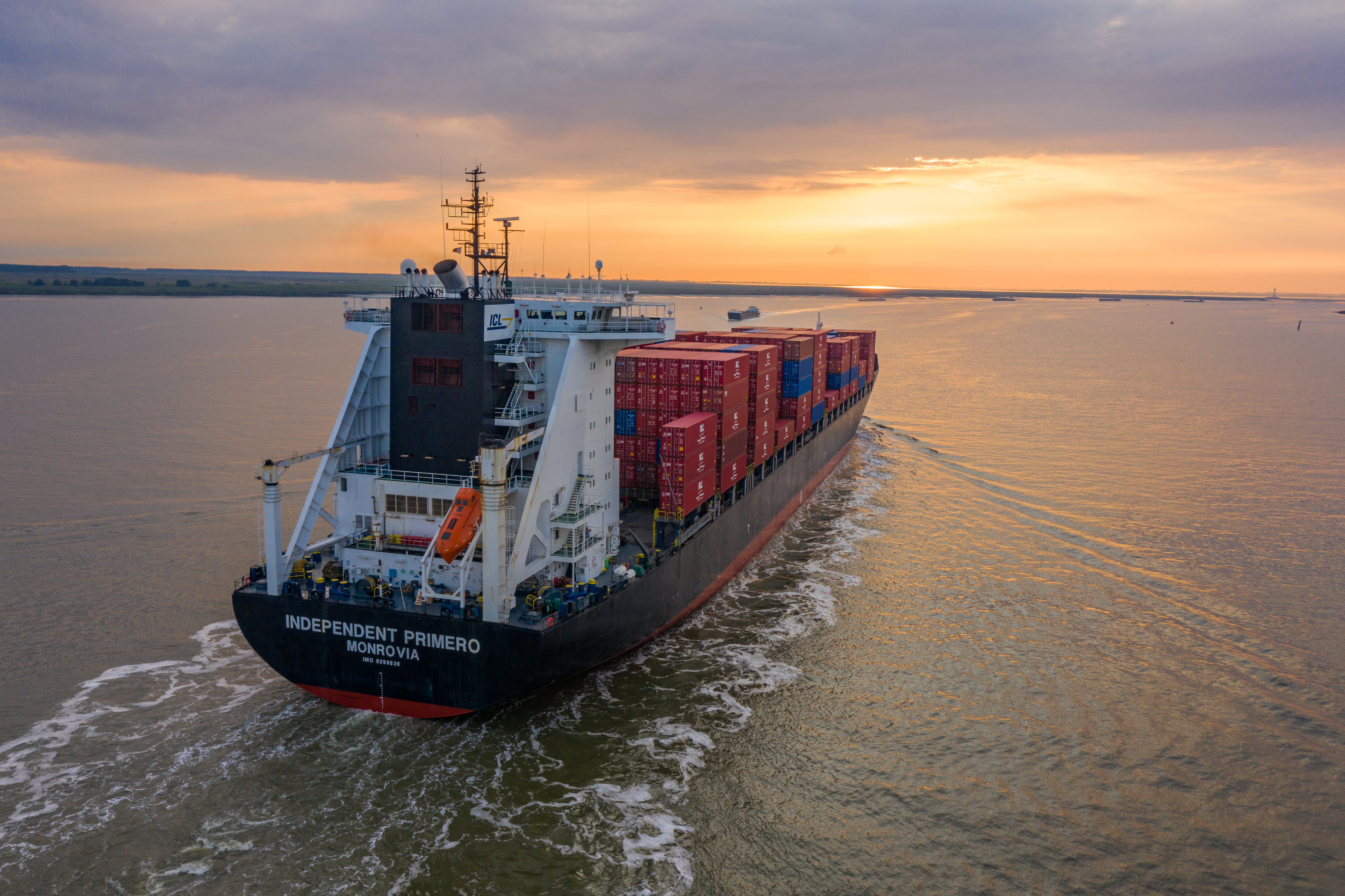 Logistics partner : efficient & personal service, competitive lead times, reliable sailing schedules.